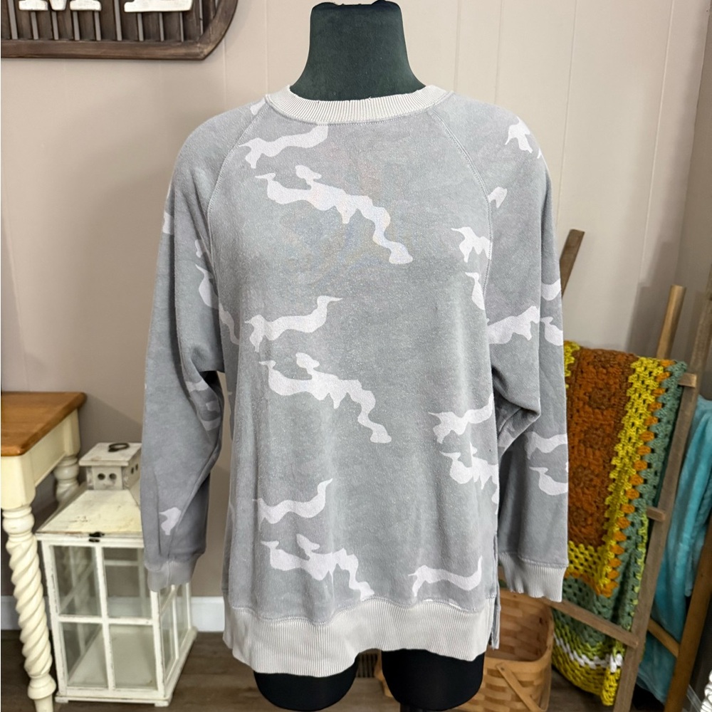 American Eagle • Ahh Mazingly Soft Camo Crewneck Sweatshirt